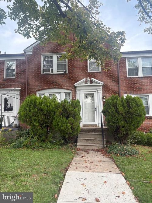 323 Stratford Rd, BALTIMORE, MD, 21228-1845 | Card Image
