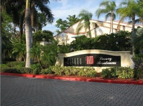 208-1755 Village Blvd, West Palm Beach, FL, 33409-2071 | Card Image