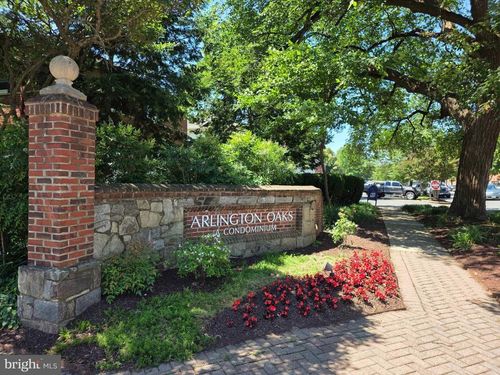 43091-4309 2nd Rd N, ARLINGTON, VA, 22203-2910 | Card Image