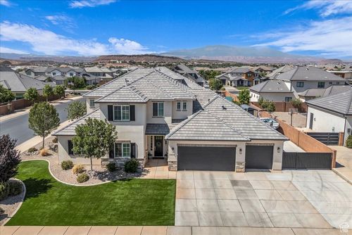 2249 Fieldstone Cir, St George, UT, 84790-4234 | Card Image