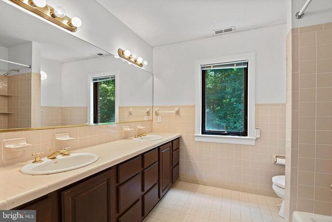 11101 Elmview Pl, House other with 5 bedrooms, 5 bathrooms and null parking in GREAT FALLS VA | Image 27