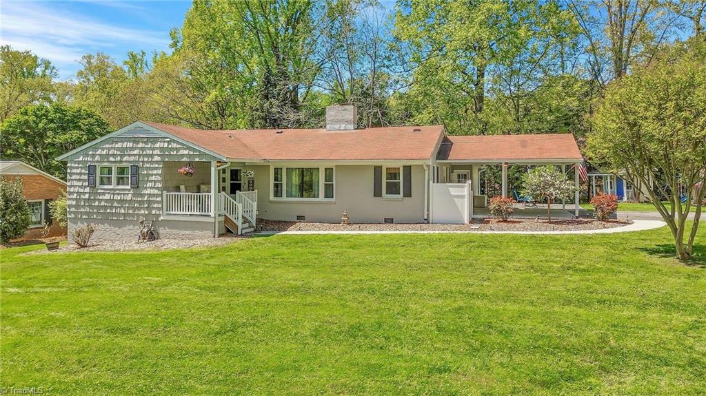 Shady Ln, Wilkesboro, NC 28697
