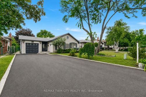 20 Glenforest Rd, Brampton, ON, L6S1K6 | Card Image