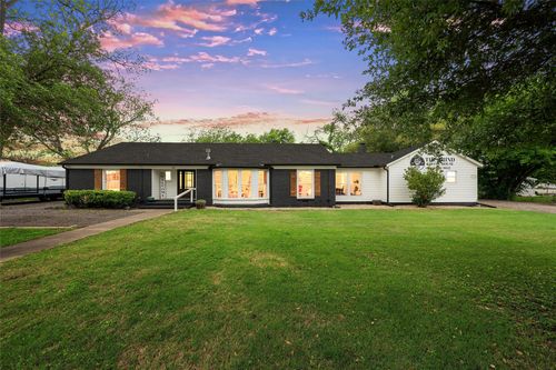 315 S Avenue G, Clifton, TX, 76634-2135 | Card Image