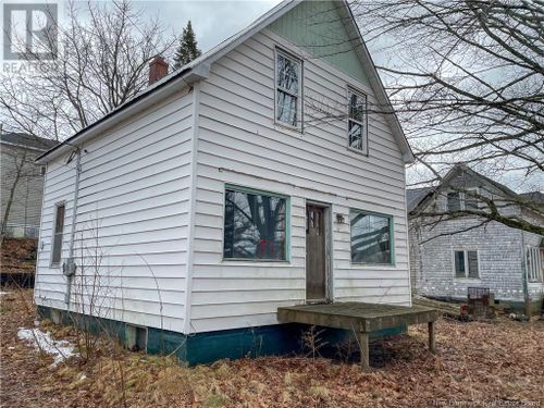 22 Beech St, McAdam, NB, E6J1V8 | Card Image