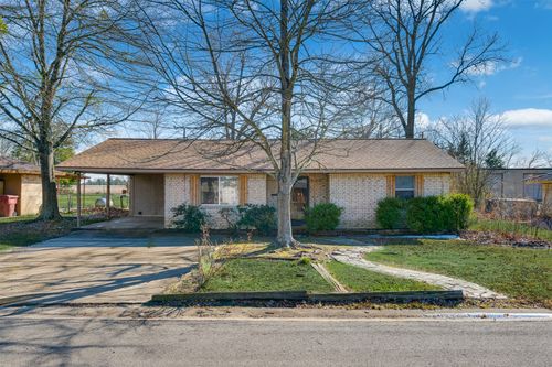 235 Elizabeth Ln, Blossom, TX, 75416-2407 | Card Image