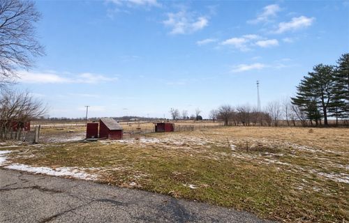 9581 Il Hwy 16, Paris, IL, 61944 | Card Image