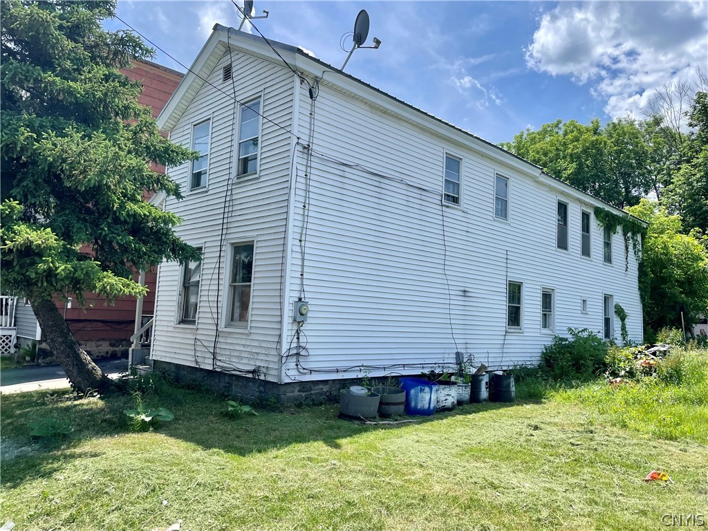 Court St, Utica, NY 13502