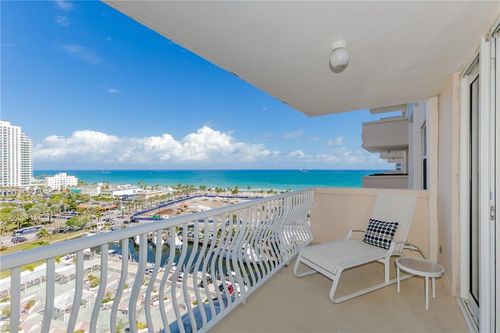 1211-1 Las Olas Cir, Fort Lauderdale, FL, 33316-1604 | Card Image