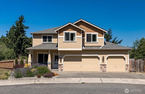 1656 Sw 24th Ave, Oak Harbor, WA, 98277-7647 | Card Image