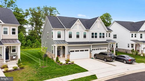 428 Waters Landing Dr, Essex, MD, 21221-2170 | Card Image