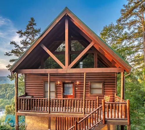 9-2251 Upper Middle Creek Rd, Sevierville, TN, 37876-7609 | Card Image