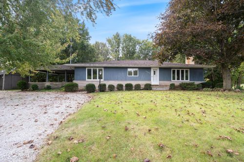 7533 N Syracuse Webster Road, North Webster, IN, 46555 | Card Image