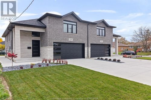 2159 Parkdale Pl, Windsor, ON, N8W1Y1 | Card Image