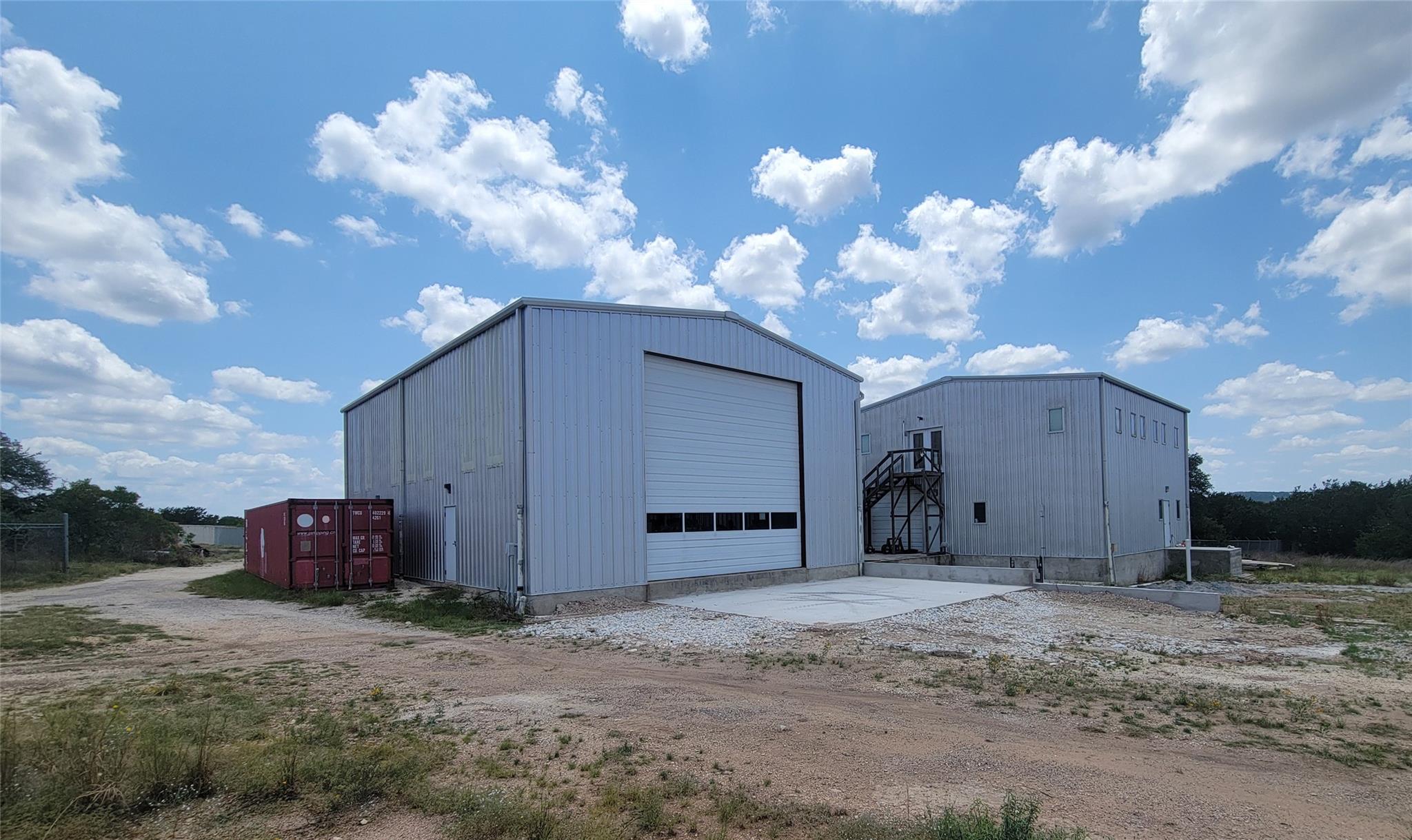 Commercial Lease in Blanco 2