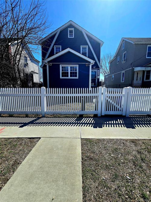 195-20 122nd Ave, Springfield Gardens, NY, 11413 | Card Image