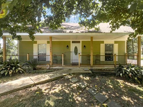 746 Riverview Dr, Baton Rouge, LA, 70816-1766 | Card Image