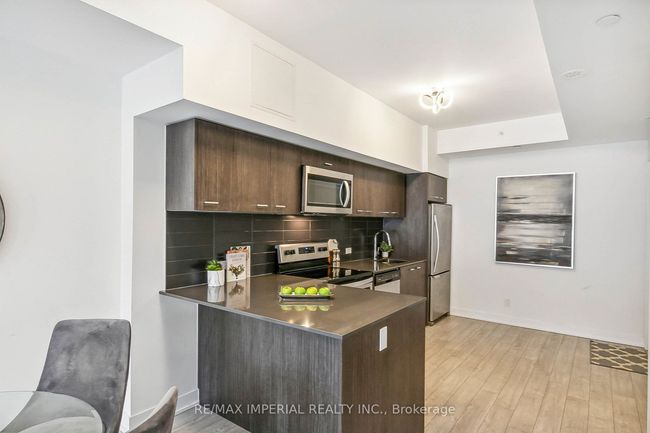 123 - 10 Echo Pt, Condo with 4 bedrooms, 2 bathrooms and 1 parking in Toronto ON | Image 17