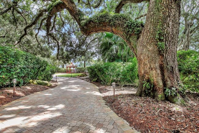 APT-101 - 9510 Seagrape Dr, Condo with 3 bedrooms, 2 bathrooms and null parking in Davie FL | Image 72