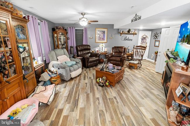 78 Irish Ln, House other with 5 bedrooms, 4 bathrooms and null parking in Martinsburg WV | Image 37
