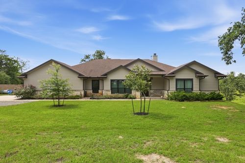 3104 Stonewood Dr, Franklin, TX, 77856-1525 | Card Image