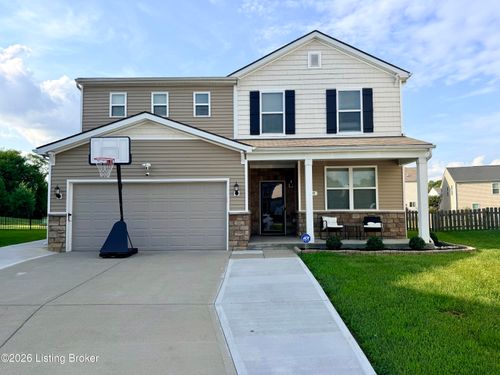 11717 Trottingham Cir, Louisville, KY, 40299-3538 | Card Image