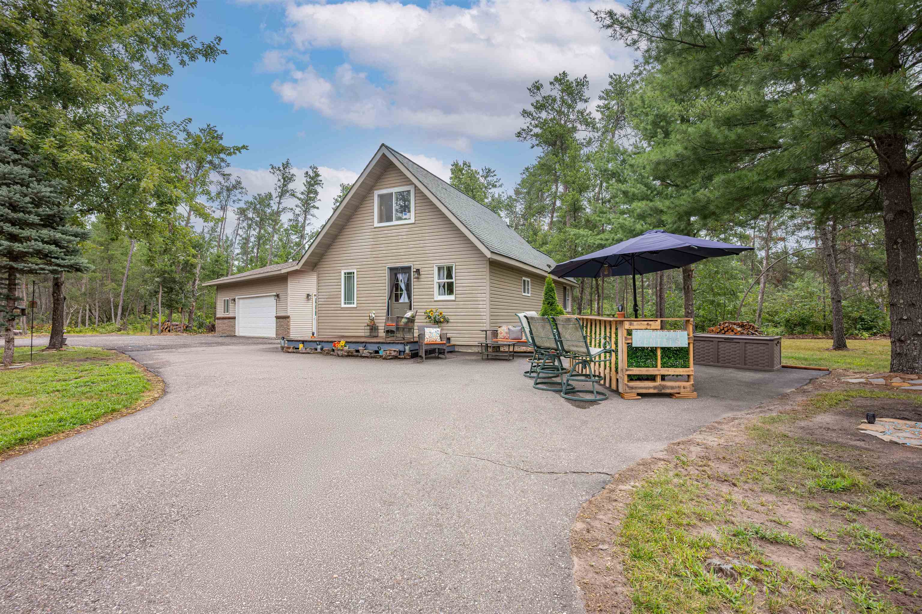 Poplar Ln, New Lisbon, WI 53950
