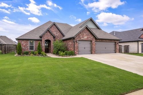 3002 Sw Hazelnut Ave, Bentonville, AR, 72713-3179 | Card Image