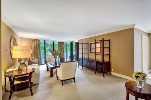 apt-301-2000 Towerside Ter, Miami, FL, 33138-2223 | Card Image