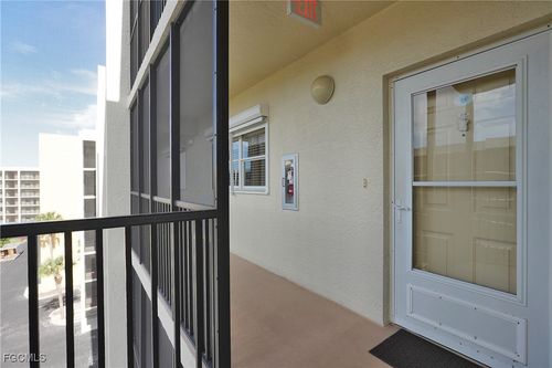 apt-654-4421 Bay Beach Ln, FORT MYERS BEACH, FL, 33931-5928 | Card Image
