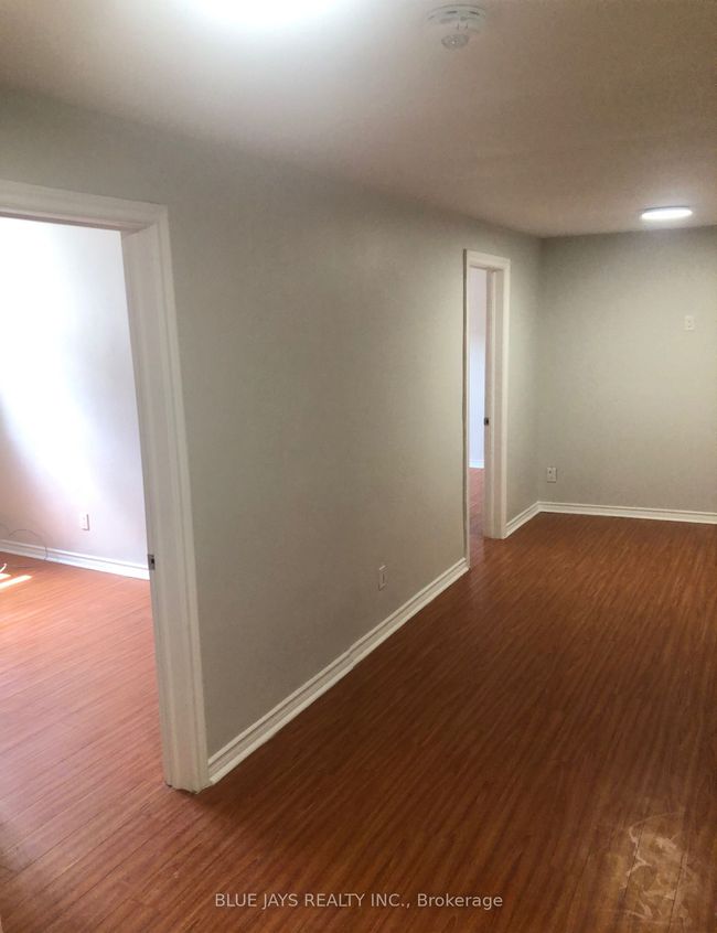APT-2 - 60 Main St E, Home with 2 bedrooms, 1 bathrooms and 1 parking in Southgate ON | Image 7