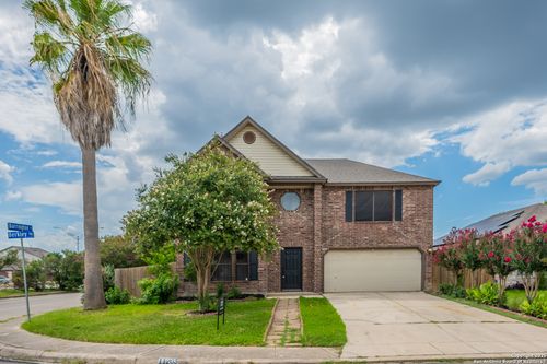 11203 Berkley Sq, San Antonio, TX, 78249-3519 | Card Image