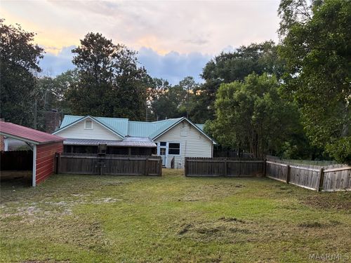 806 Company St, Wetumpka, AL, 36092-2011 | Card Image