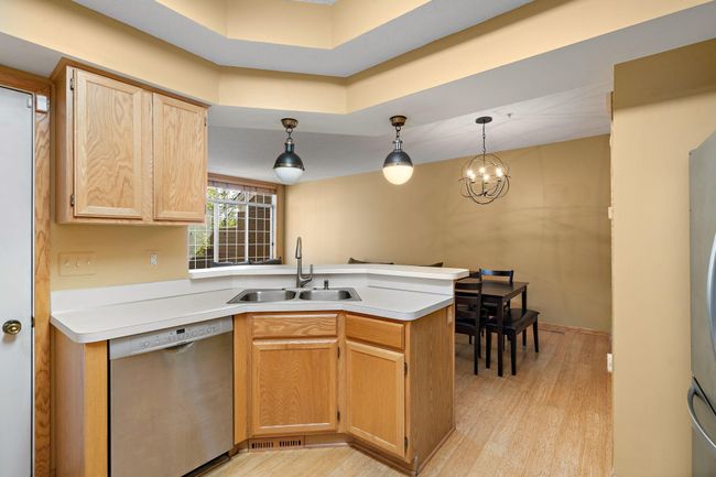 2703 Autumnwood Ln, Townhouse with 2 bedrooms, 2 bathrooms and null parking in Hopkins MN | Image 10