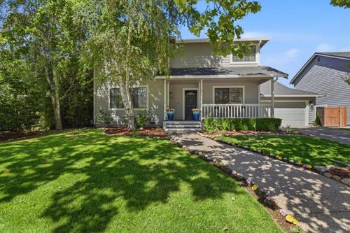 1750 Severinsen St, Hollister, CA, 95023-5584 | Card Image