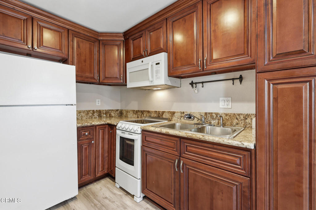 Residential in Agoura Hills 5