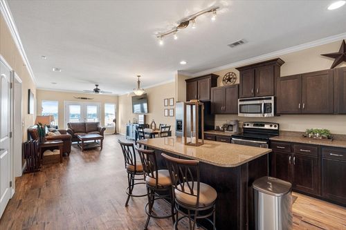3406-9900 Northshore Boulevard, Corsicana, TX, 75109 | Card Image