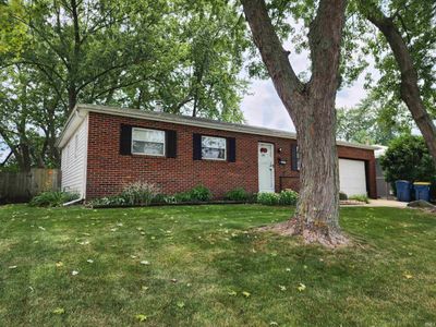 1212 Michigan Avenue, House other with 3 bedrooms, 1 bathrooms and null parking in Mishawaka IN | Image 2