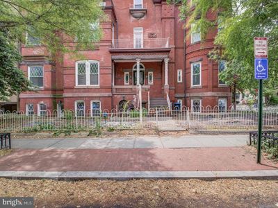 1420 17 Th Street Nw, Townhouse with 6 bedrooms, 4 bathrooms and null parking in WASHINGTON DC | Image 3