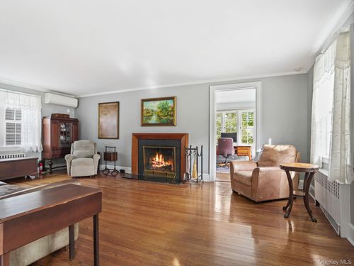 1422 Arlington St, Mamaroneck, NY, 10543-1301 | Card Image