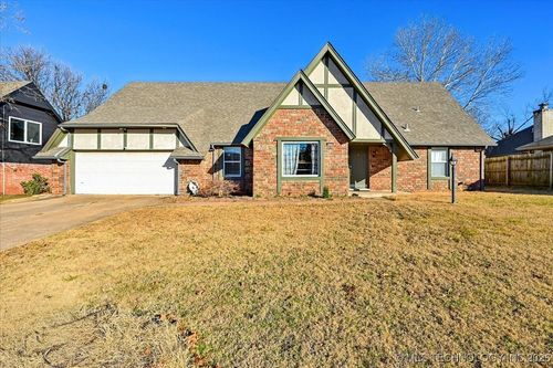 8229 74th East Ave, Tulsa, OK, 74133-4208 | Card Image