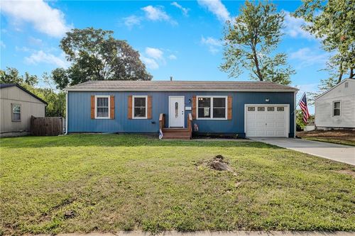 1109 N Swope Dr, Independence, MO, 64056-1143 | Card Image