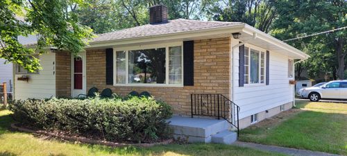 419 N Washington Ave, Ludington, MI, 49431-1501 | Card Image