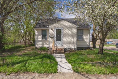524 Luther Avenue, Pontiac, MI, 48341 | Card Image