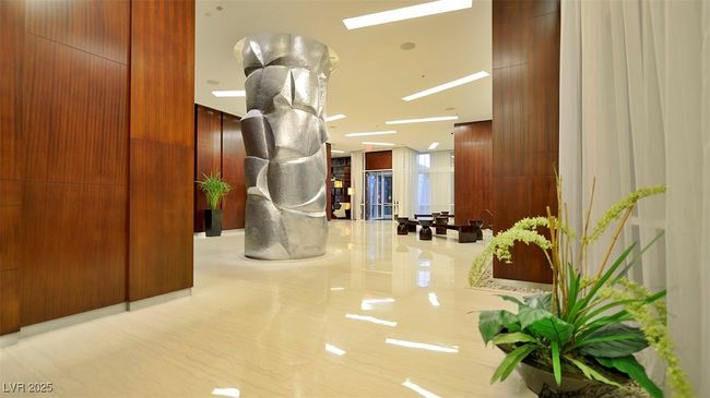 View of common area | Image 39