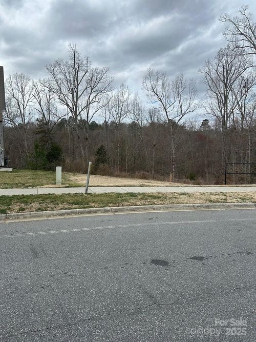 17431 Summers Walk Blvd, Davidson, NC, 28036-8948 | Card Image