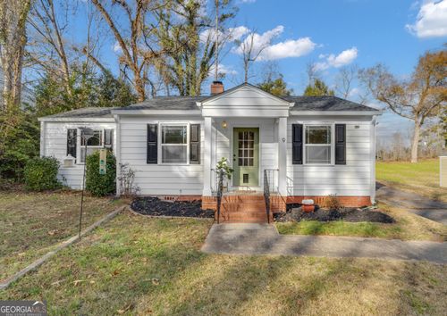 9 Meridian Dr, NEWNAN, GA, 30263-2923 | Card Image