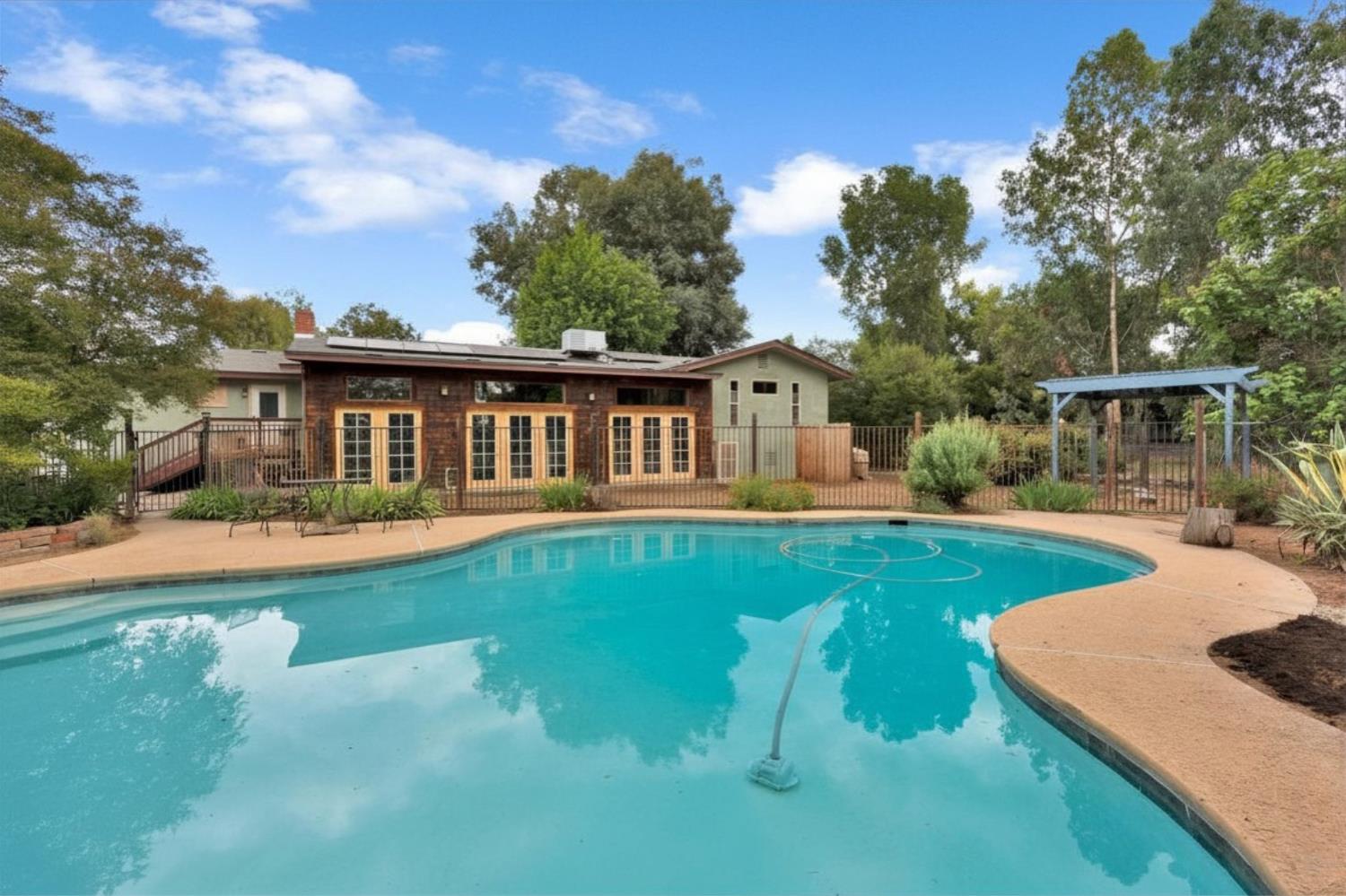 Residential in Sanger 5
