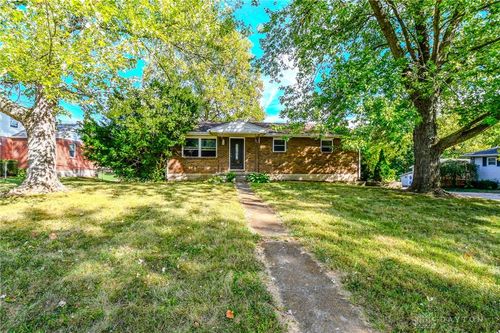 8 Chestnut St, Laura, OH, 45337-7718 | Card Image