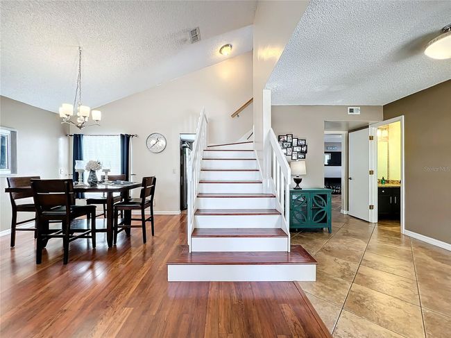 Living/Dining Room and Hallway | Image 8